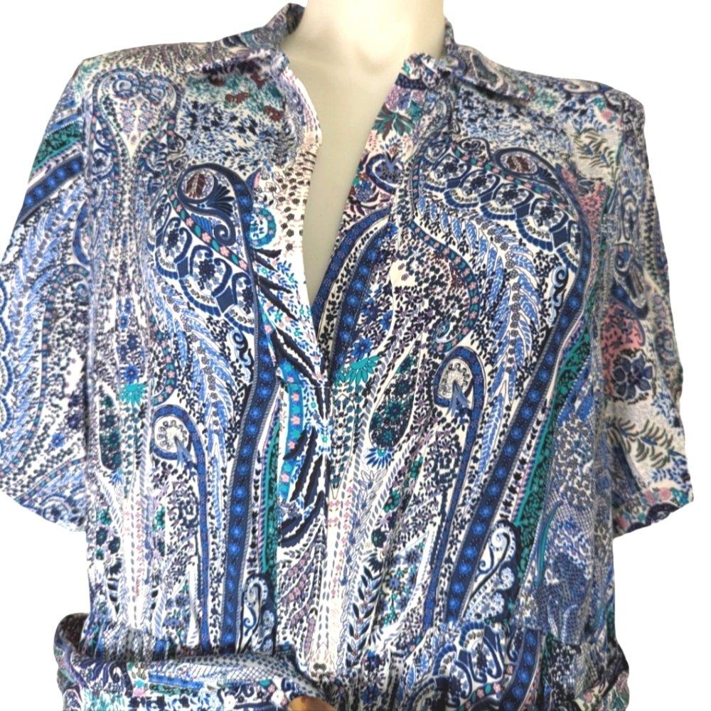 T Tahari Stripe Belted Shirt dress In Blue Paisley Print...Size 2X - Picture 5 of 7